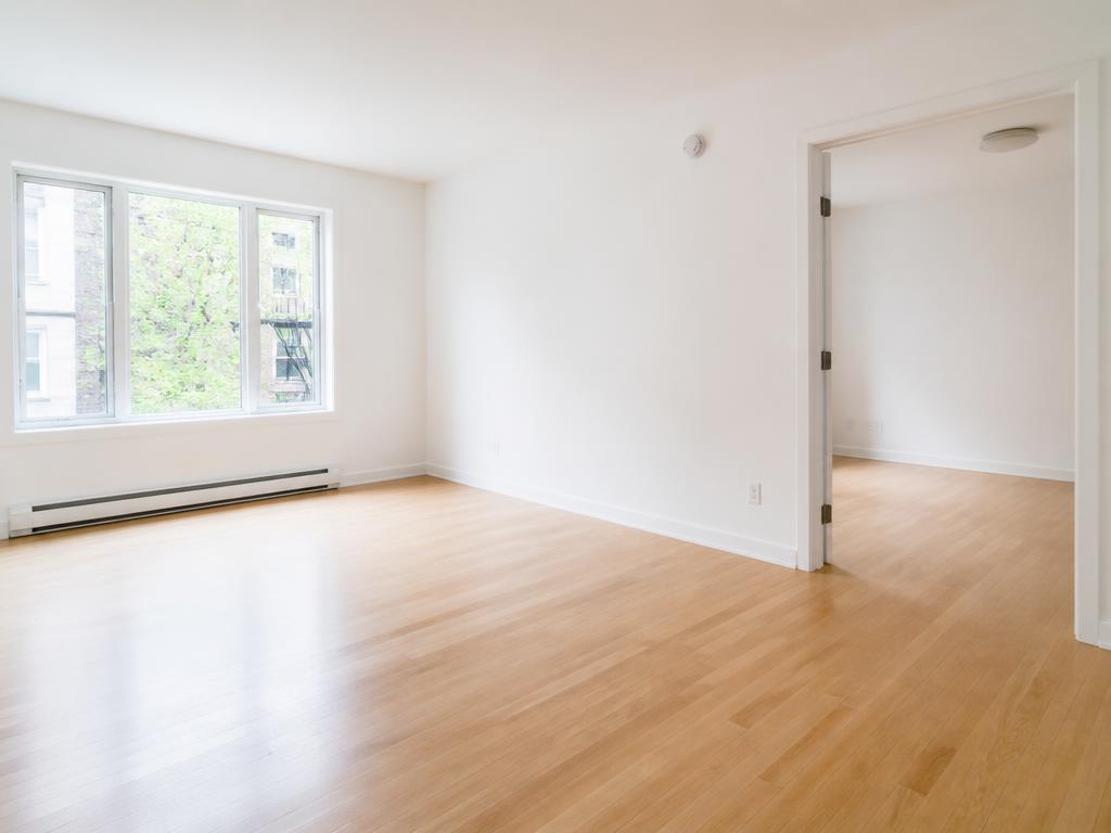 Move-In / Move-Out